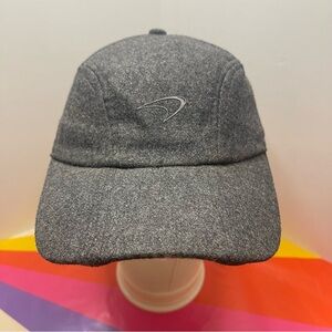 McLAREN HONDA 7 PANEL HAT.                                                  H068